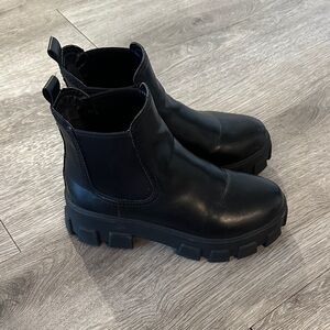 Circus by Sam Edelman Black Ankle Booties